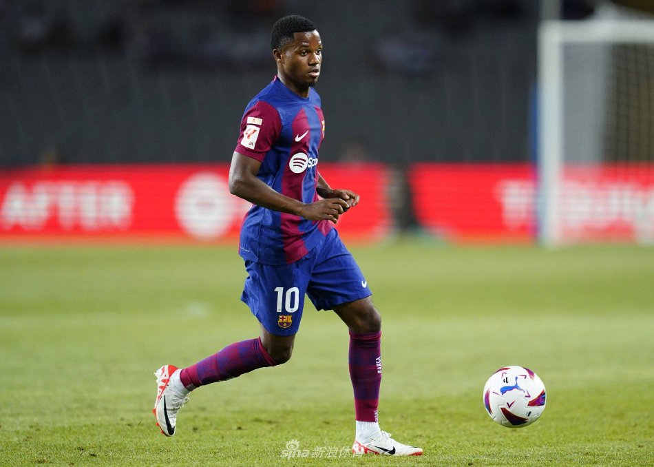 艾伦在这场 艾伦在这场