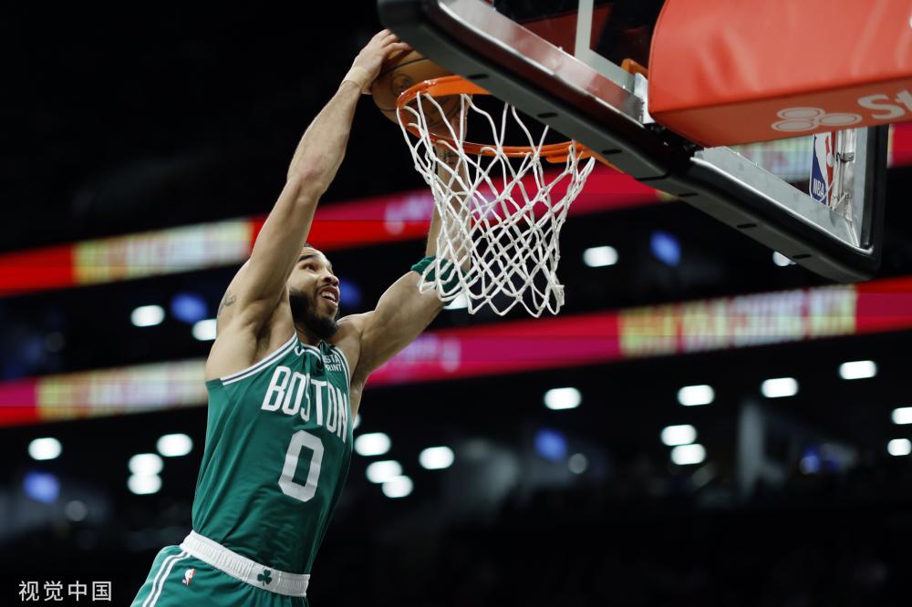 展现了年轻 展现了年轻