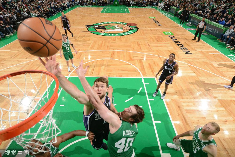 龄球员的对 龄球员的对